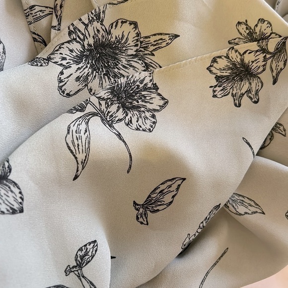 Forever 21 Floral Boho Top | SIZE S - Picture 4 of 4